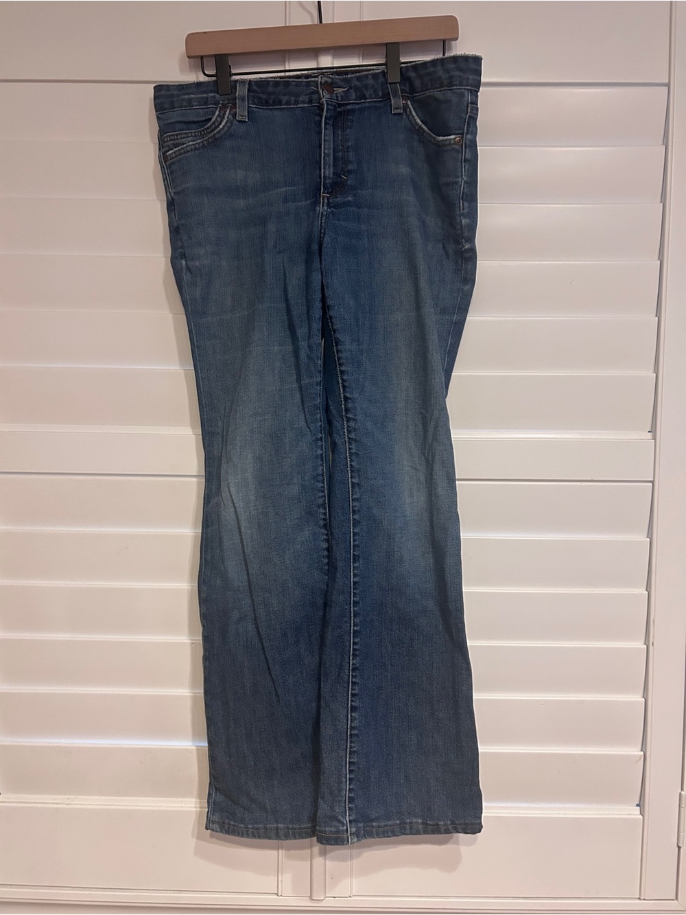 Salt Denim Classic Blue Women's mid rise Bootcut Jeans size 32